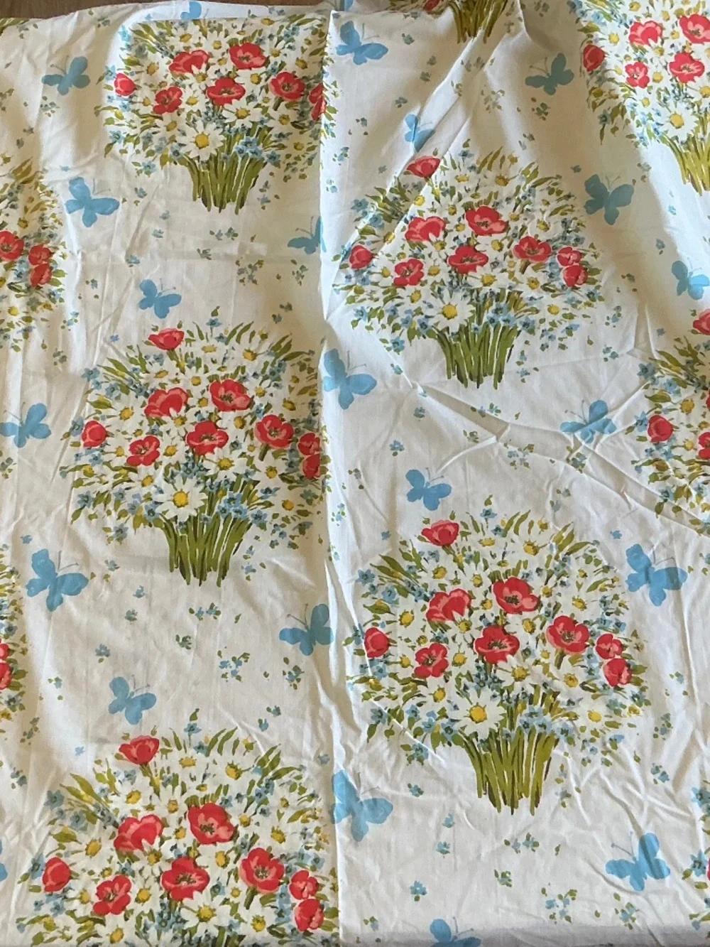 Vintage Morgan Jones Bonnie Bouquet red poppies fitted sheet & pillowcases